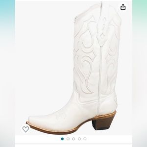 CORRAL WHITE EMBROIDERY, SNIP TOE, SIZE 6.5